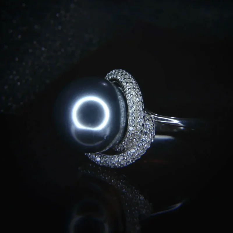 The Tahitian Pearl and Diamond Ring - Image 3
