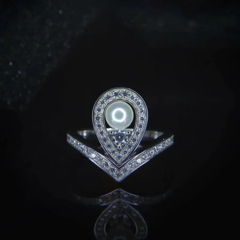 The Crown pearl and diamond ring