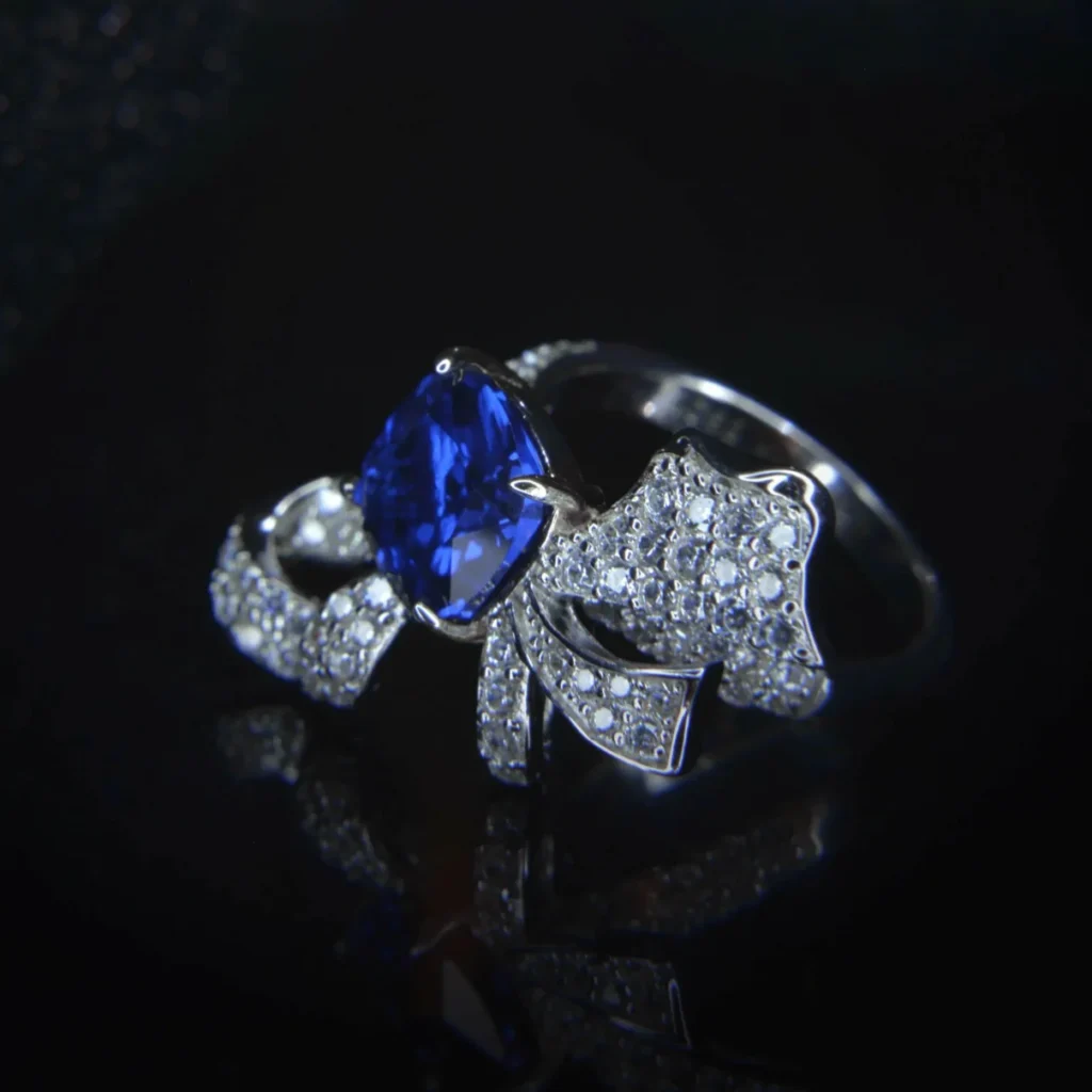 knot-sapphire-diamond-ring-ribbon-ring