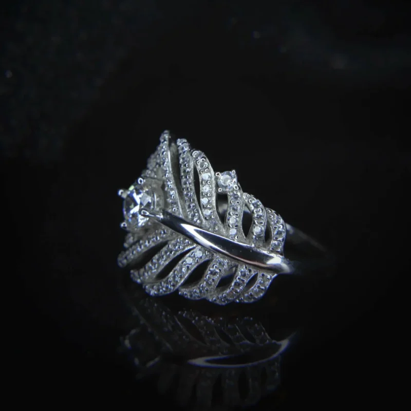 Feather Grace Diamond Ring - Image 3