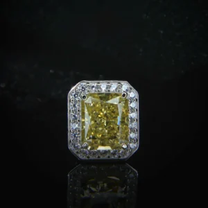 radiant-cut-yellow-diamond-ring