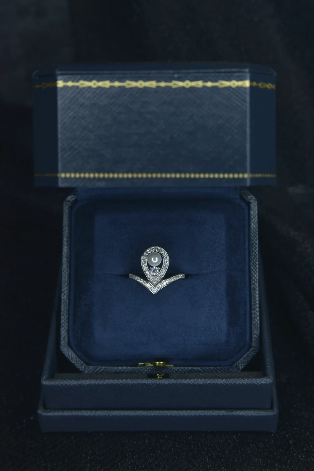 The Crown Aquamarine and Diamond Ring - Image 6