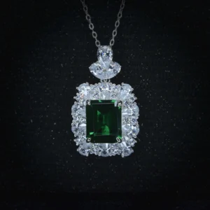 emerald-925silver-pendant-necklace