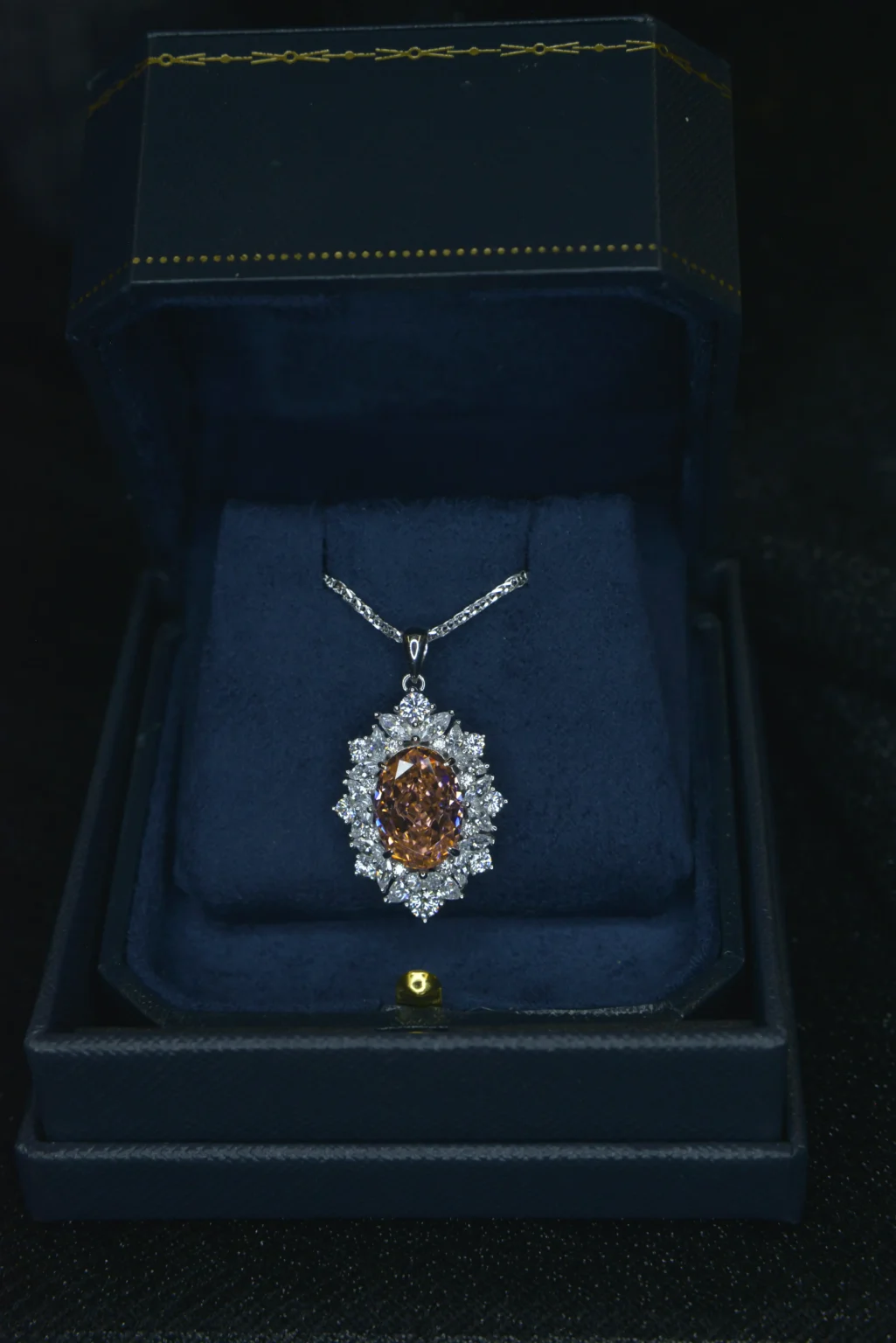 Oval-shaped Padparadscha and Diamond Pendant - Image 6