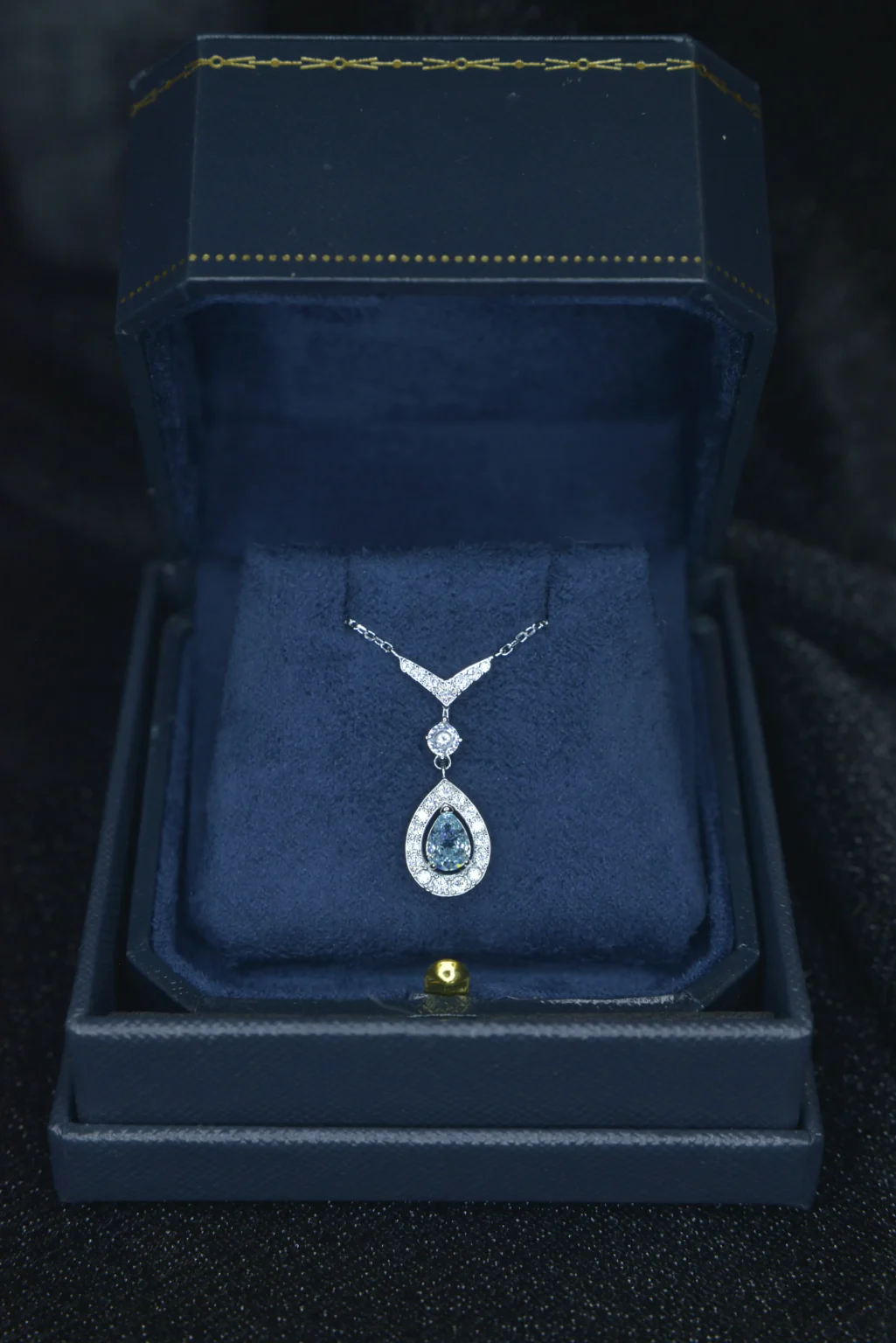 The Mermaid Aquamarine S925 Silver Halo Pendant - Image 6