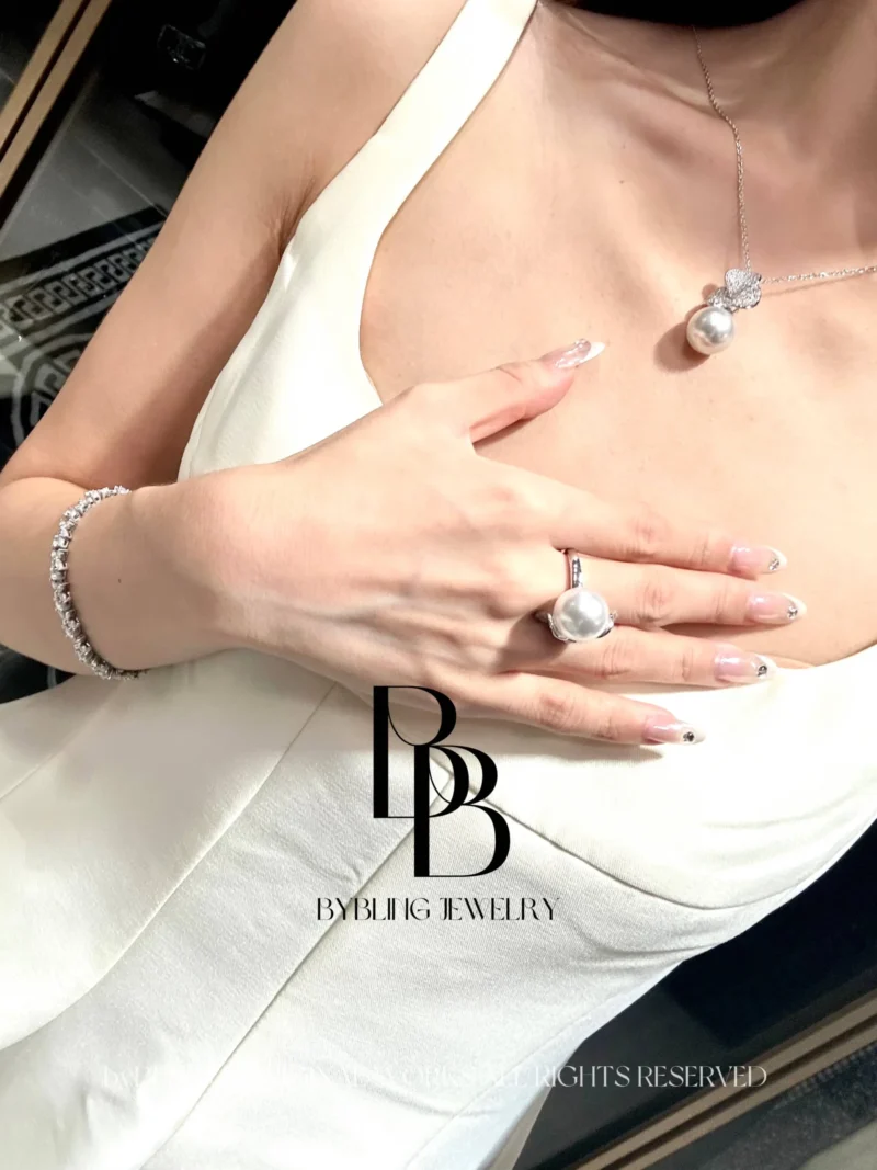 Lab-Made akoya Pearl & Sparkling Clear Gemstone Floral Pendant Necklace in S925 Sterling Silver