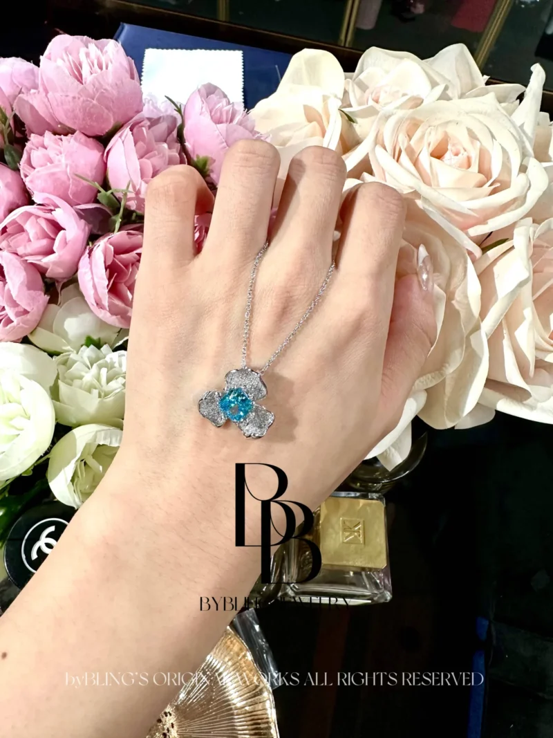 Flower Aquamarine Zirconia Pendant