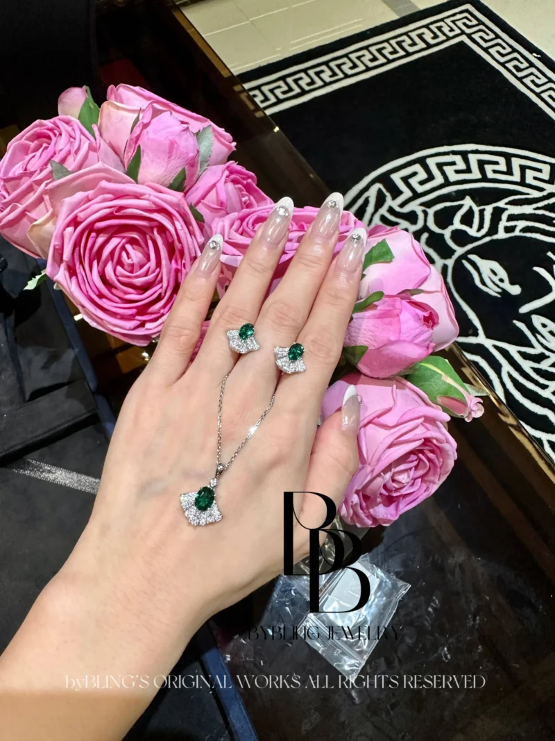 Emerald Fan-Shape & Dazzling Cubic ZirconiaPendant