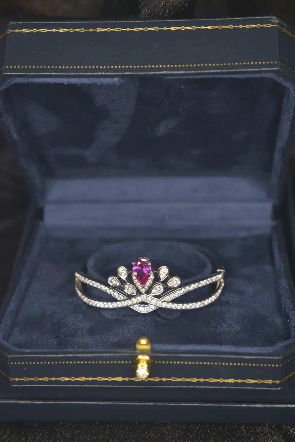 Monarch’s Halo Bracelet - Image 6